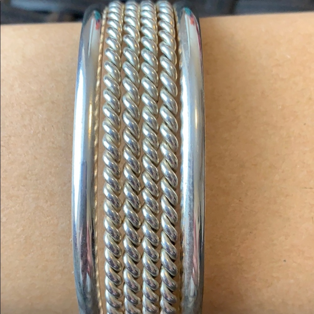 Sterling silver bangle - Picture 2 of 8